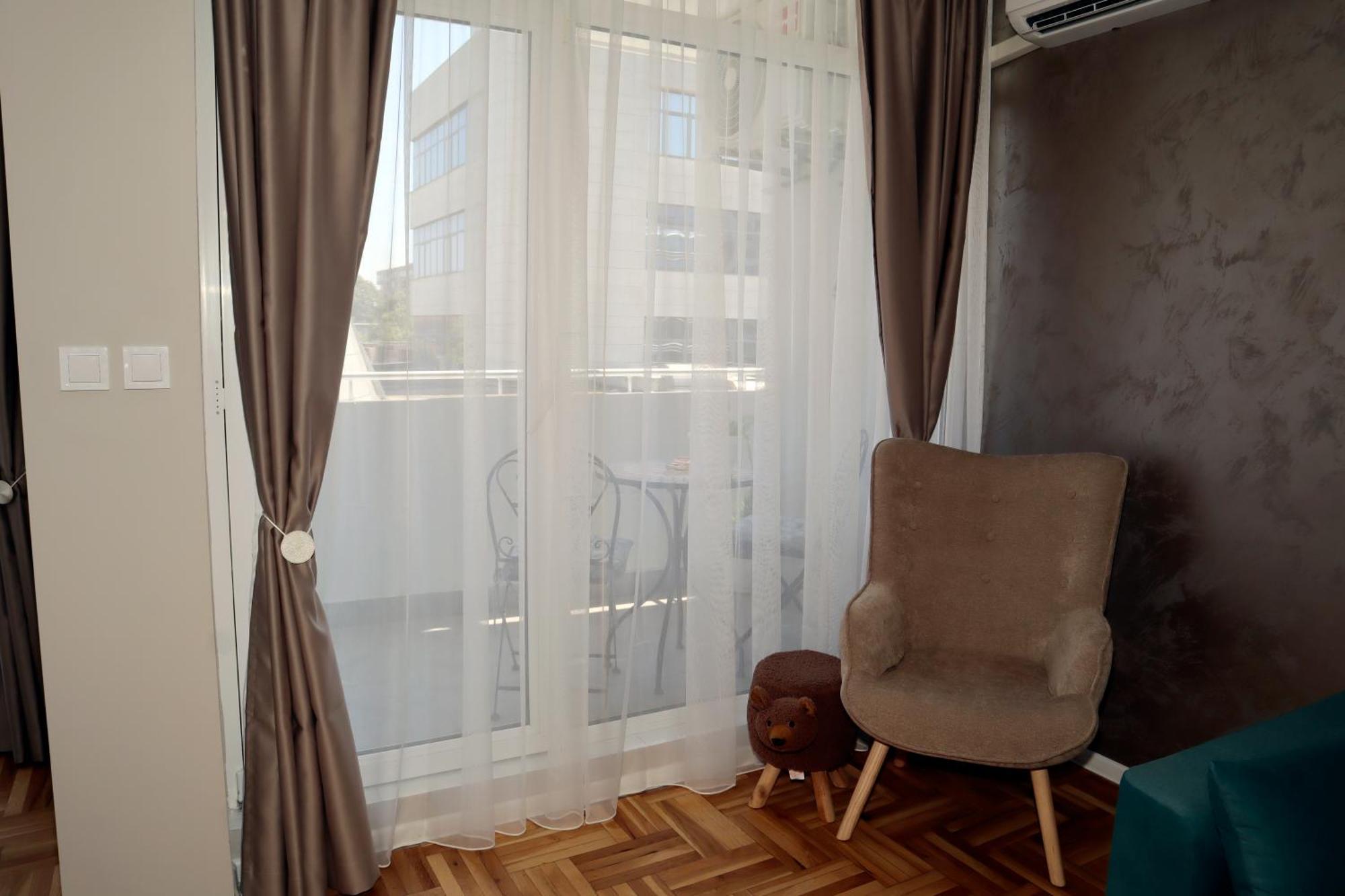 Studios Near To Burgas Free University 外观 照片